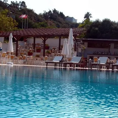Green Holiday Village Resort 4*