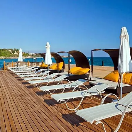 Ośrodek wypoczynkowy Green Holiday Village 4*
