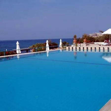 Green Holiday Village 4* Kyrenia (Northern Cyprus)