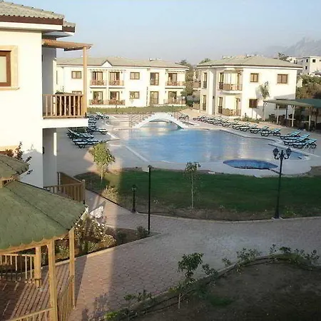Resort Green Holiday Village 4*