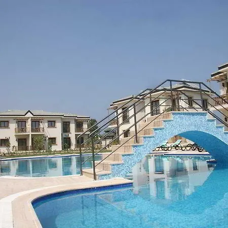 Green Holiday Village 4*